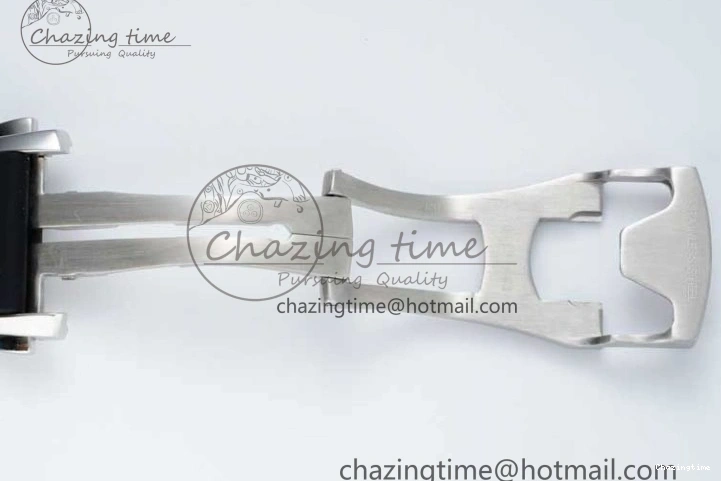 0516 Speedmaster Racing Master SS HKF Best Edition White Black Dial on Black Rubber Strap A Effortless 7813